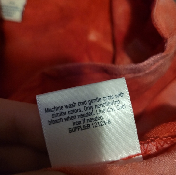 St. John's Bay Sleeveless V-Neck Collar Tee Shirt Women's Size Petite Small PS - Picture 5 of 5